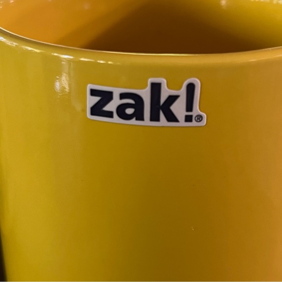 Brand New Large Snoopy Mugs by Zak Yellow Large Coffee Mugs - Picture 5 of 5